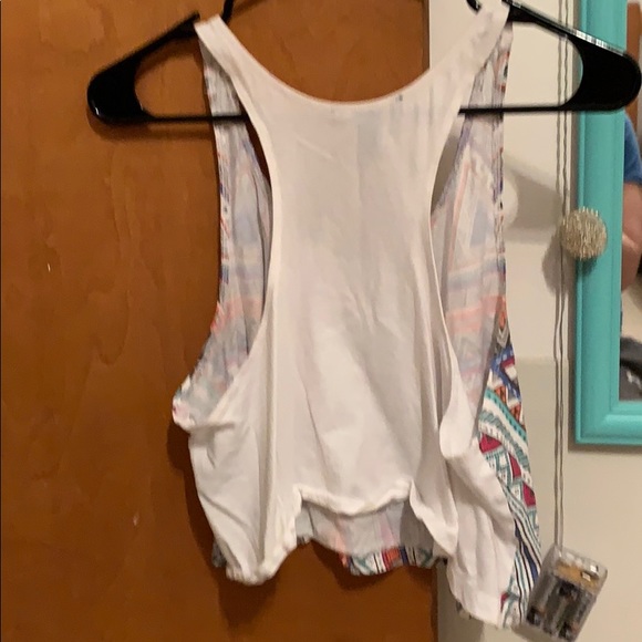 Loose fit forever 21 tank - Picture 2 of 2